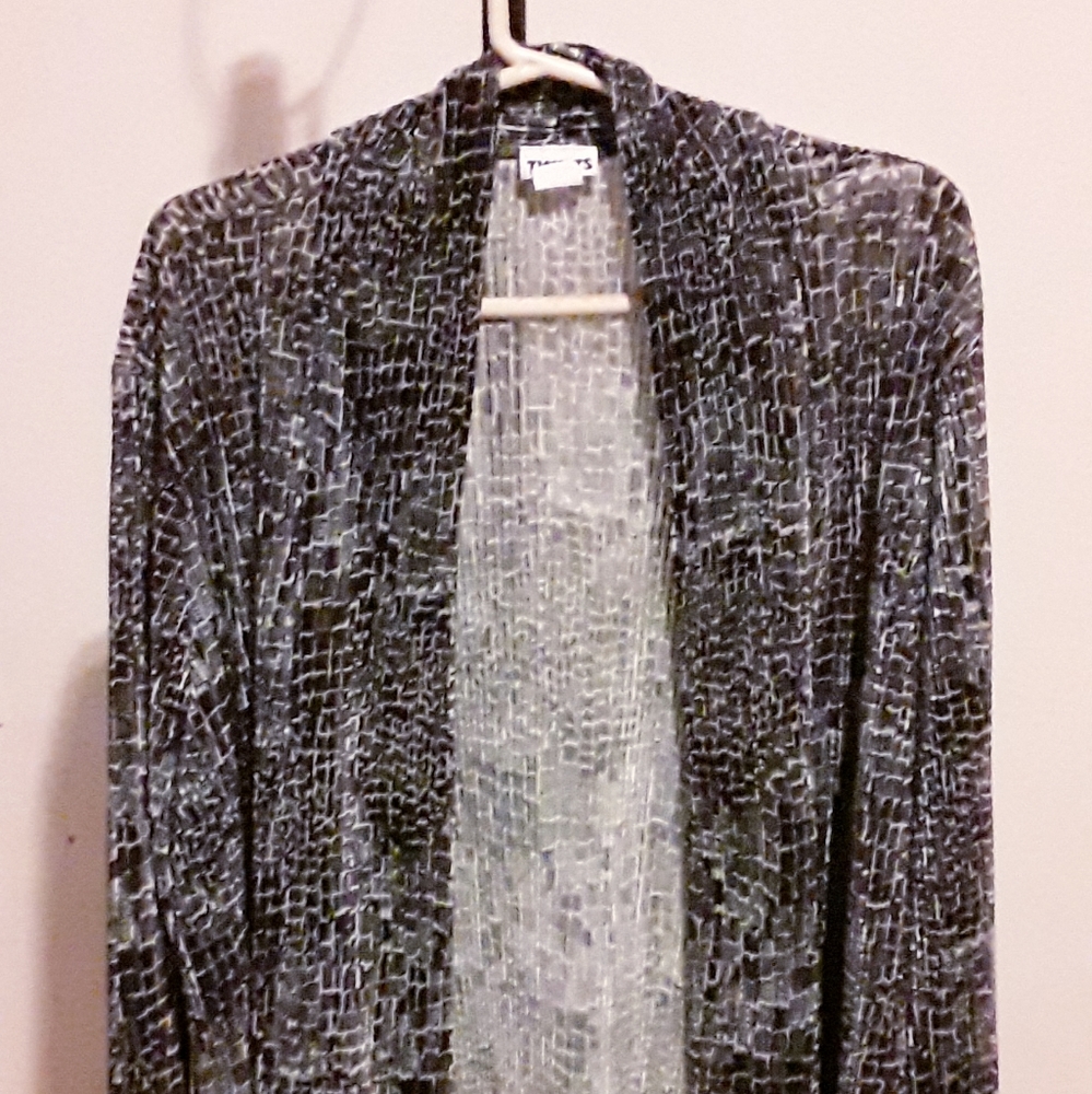 TICKETS WOMEN'S LONG SLEEVE JACKET BLOUSE. SIZE 2X